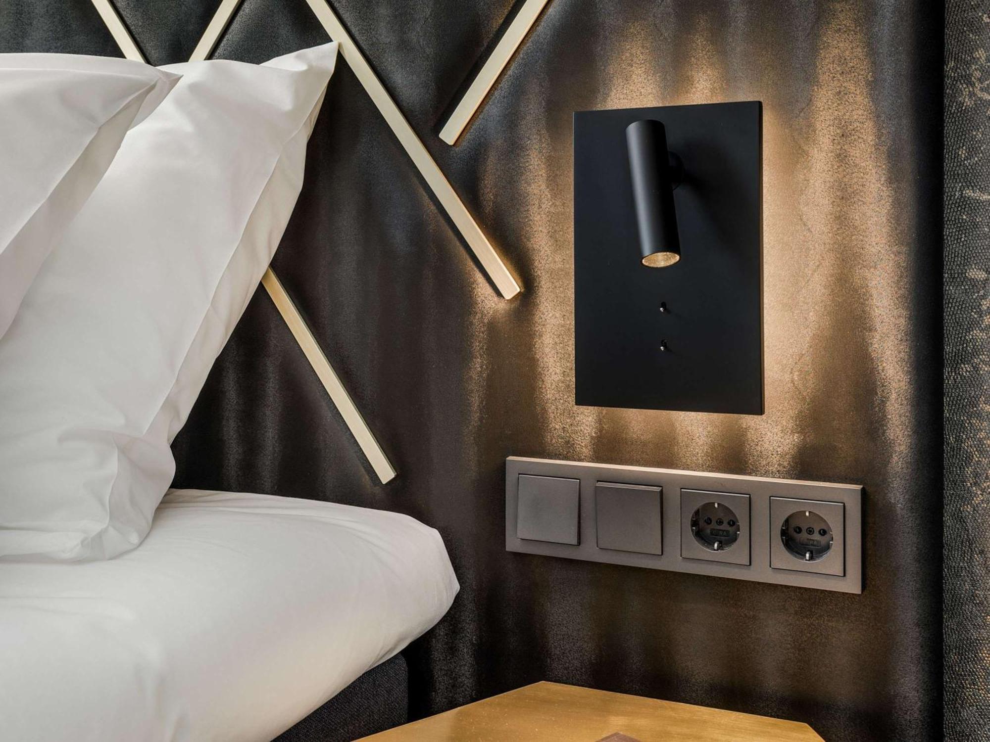 Le Marin - Handwritten Collection 4* Rotterdam